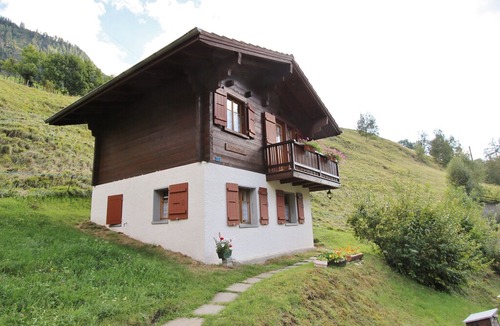 Bister Villa | Cozy Chalet in Chrixacher near Forest