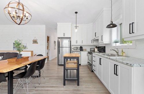 Orford Ski Chalet | Cozy Chalet lakeside near Magog