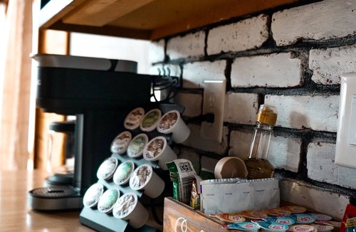 Lancaster Ski Chalet | Cozy Chalet – Mtn View+ Hot Tub+ Hike+ Santa's Vil