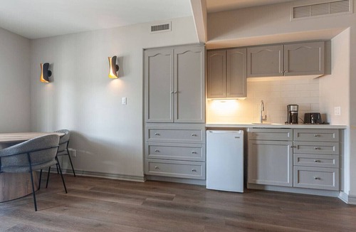 Oro-Medonte Condo | Cozy Chalet near Snowy Escapes & Outdoor Fun