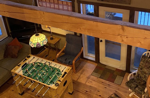 Duhamel Ski Chalet | Cozy Chalet next to beaches and hiking trail