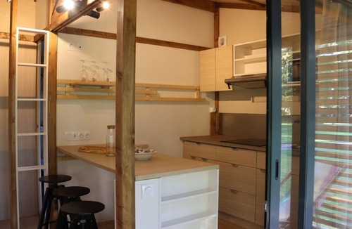 Sauxillanges Ski Chalet | Cozy chalet, pets allowed - 7 guests