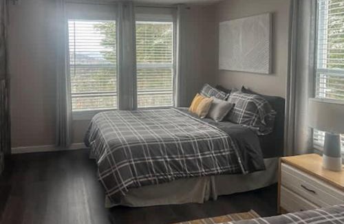Notre-Dame-Des-Bois Ski Chalet | Cozy Chalet with Breathtaking Mountain View