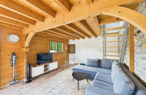 Plancher-Bas Ski Chalet | Cozy chalet with Nordic bath