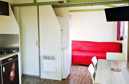 Collias Ski Chalet | Cozy Chalet with Terrace - 1 bedroom, 2 people