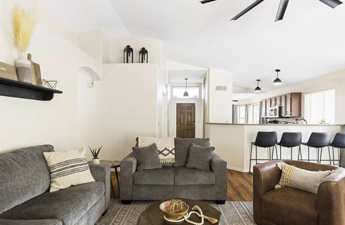 Provinces Master Community House | Cozy Chandler home with private pool!