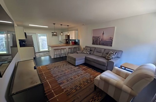 Oakhurst Apartment | Cozy Charlotte Apartment