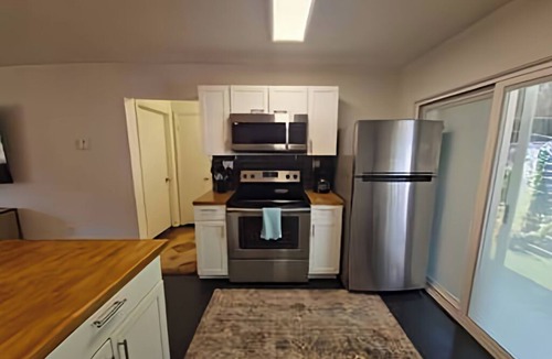 Oakhurst Apartment | Cozy Charlotte Apartment