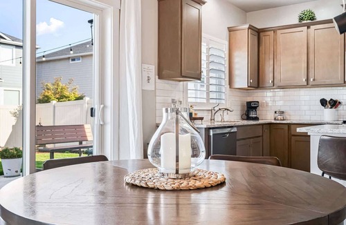 Eagle House | Cozy & Charming Home in Eagle Id