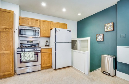 Cheyenne House | Cozy Cheyenne Home w/Yard < 1 Mi to Downtown!