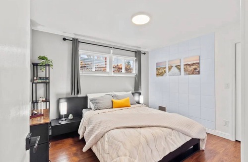 Fairview House | Cozy Chic 3Bed/2Ba Haven Awaits.