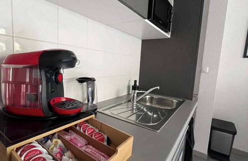 Lalande-Grand Selve Apartment | Cozy Chic Apartment in Toulouse