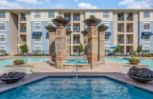 Frisco Apartment | Cozy & Chic Frisco Scape apartment with 2 Bed/2 Bath, 3 Resort Pools + Gym