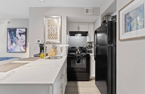 Allandale Apartment | Cozy Chic Studio Close to Downtown and Domain