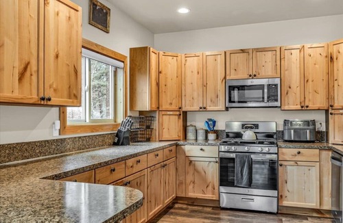 Naches Cabin | Cozy Chinook Cabin