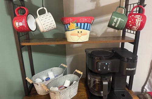 Salina Cottage | Cozy Christmas Cottage No Cleaning Fee!