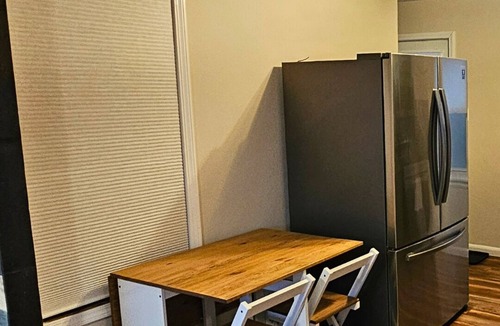 Clifton Heights House | Cozy City Gem: 5 Star Location - Backyard -Office-Gym!