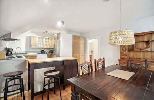 Chateau-Richer Apartment | Cozy, classy, cachet, spacious & central - Mt Ste-Anne, Vieux Québec, IleOrléans