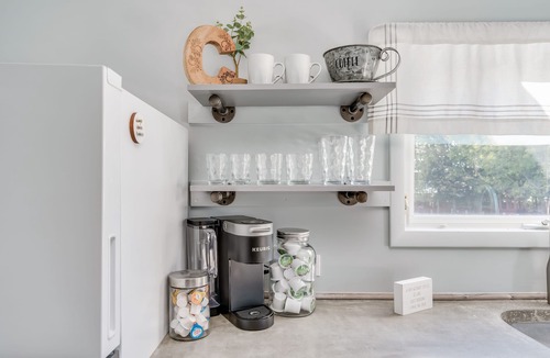 Clayton Apartment | Cozy Clayton Village Apartment