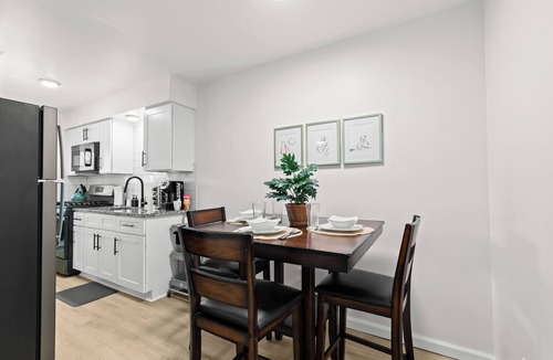 Mount Clemens Apartment | Cozy & Clean 2nd Floor Apt. - King Bed | Workspace
