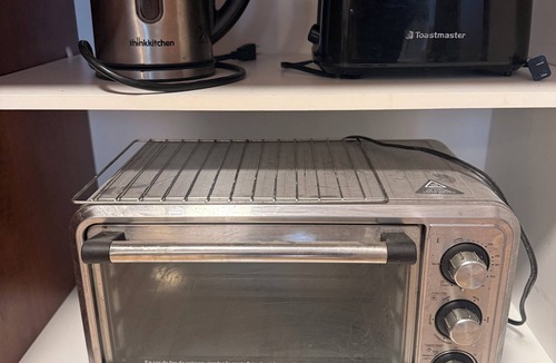 Ville-Emard Apartment | Cozy, clean apartment near downtown