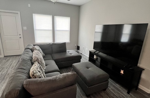 Cleveland House | Cozy clean brand new 4 bedroom 2.5 bath 2car garage!
