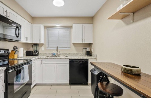 Mesa Condo | Cozy Clean Condo Downtown Mesa - Free Parking