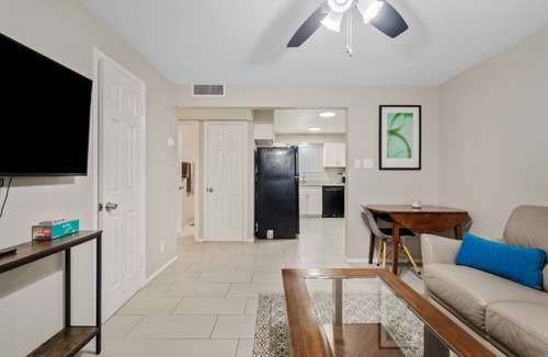 Mesa Condo | Cozy Clean Condo Downtown Mesa - Free Parking