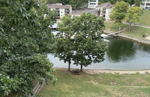 Village of Four Seasons Condo | Cozy, clean lake front condo