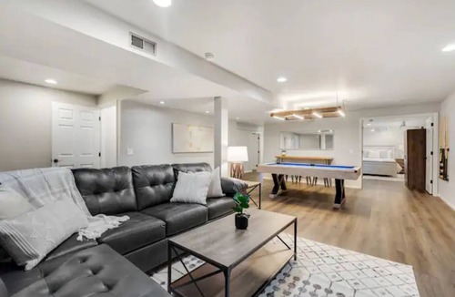 Mead House | Cozy CO Getaway-Hot Tub, Pool Table, Spacious!