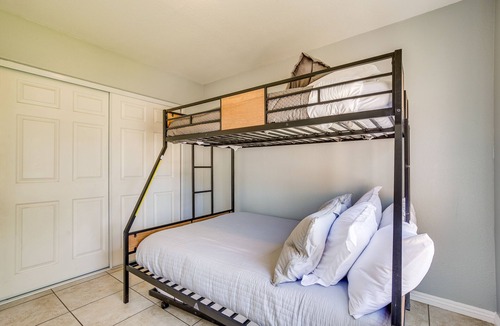 Coachella House | Cozy Coachella Home Rental: Game Room, Grill!