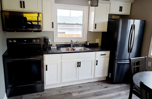 Saint-Edouard-de-Kent Cottage | COZY COASTAL COTTAGE