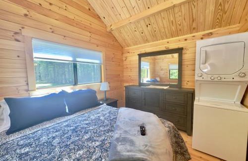 Steuben House | Cozy Coastal Cabin 4