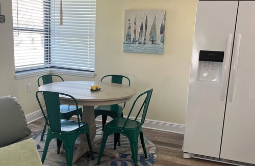 Don Cesar Cottage | cozy coastal cottage