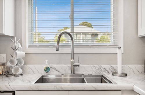 Biltmore Beach House | Cozy Coastal Retreat