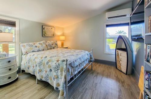 Port Alto House | Cozy Coastal Retreat