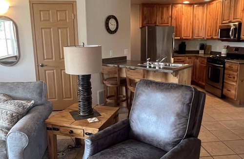 Cody House | Cozy Cody cul-de-sac home! Sleeps 6.