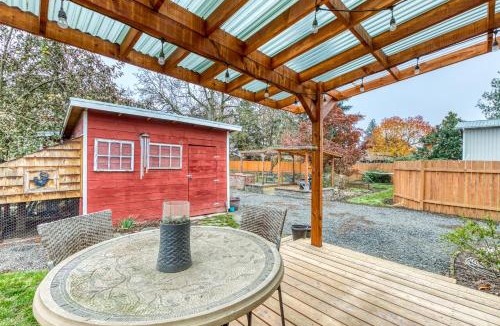 Coburg House | Cozy Coleman St. Cottage