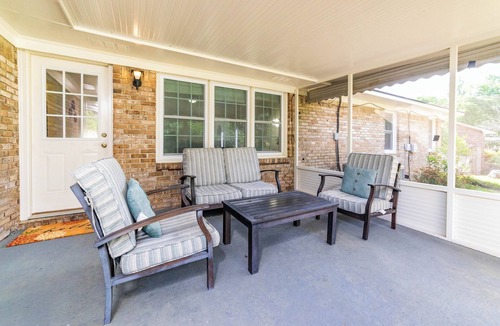 Fortson House | Cozy Columbus Retreat