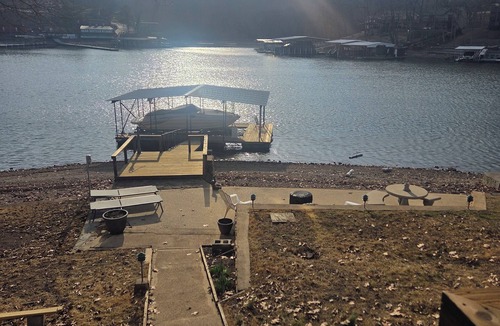 Sunrise Beach Cottage | Cozy comfort, dockside days, and sunsets just outside your door.