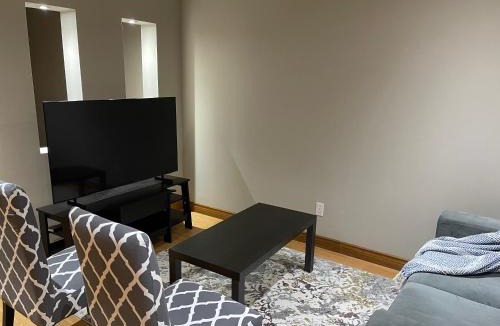 Windsor House | Cozy Comfort Lower Level Unit