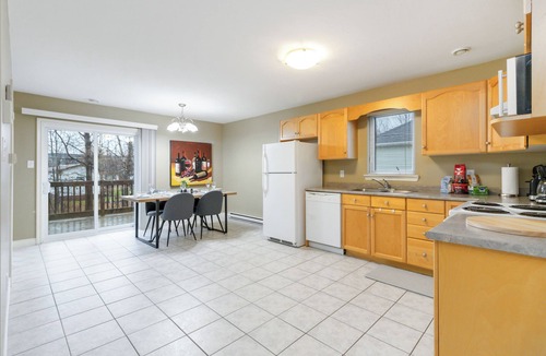 Moncton House | Cozy, Comfortable and Spacious 3 Bedroom Home