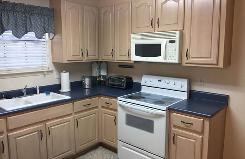 Scenic Heights House | Cozy, comfortable and convenient