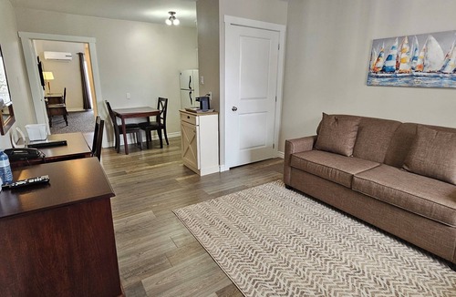 Charlottetown Apartment | Cozy, Comfortable Hotel Suite with a Kitchen