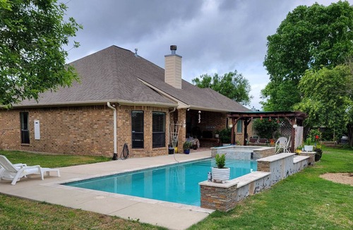 Bryan House | Cozy, Comfortable, Caring.