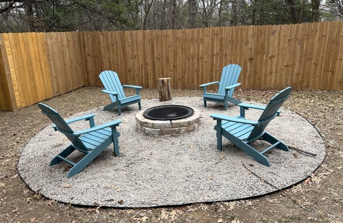 Gordonville Cabin | Cozy & Comfortable - close to Lake Texoma (plus 40 amp RV HookUp)