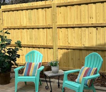 Wilmington House | Cozy Comfy Beach Cottage w Hot Tub