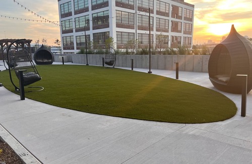 Midtown Apartment | Cozy & Comfy