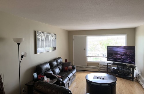 Regina Condo | Cozy condo, close to Northgate mall and Ring road.