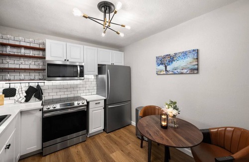 West Arlington Apartment | Cozy Condo Near AT&T Stadium & Entertainment Zone